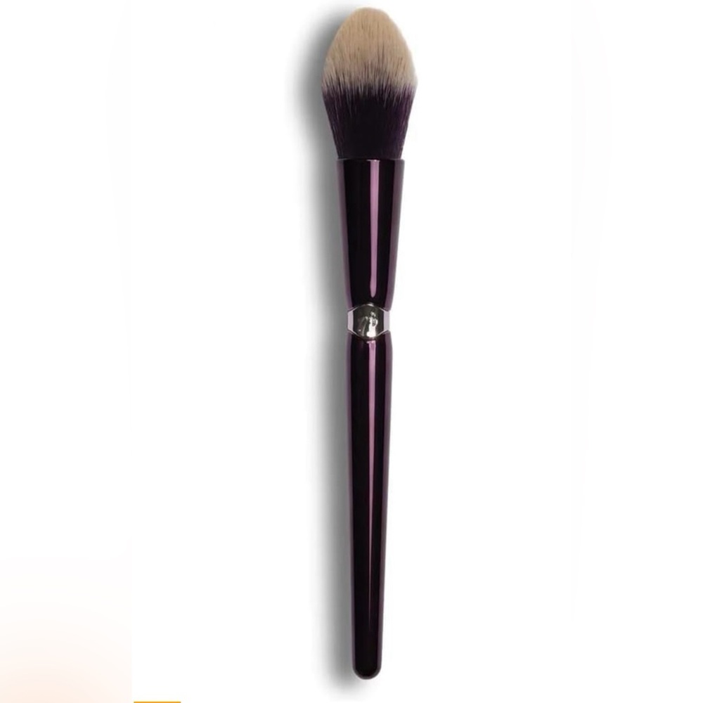 Tapered Highlight Makeup Brush